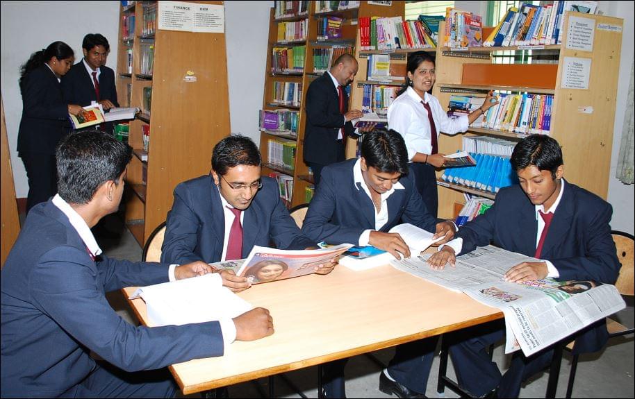 Pooja Bhagavat Memorial Mahajana Post Graduate Centre Mysore Infrastructure photo 1