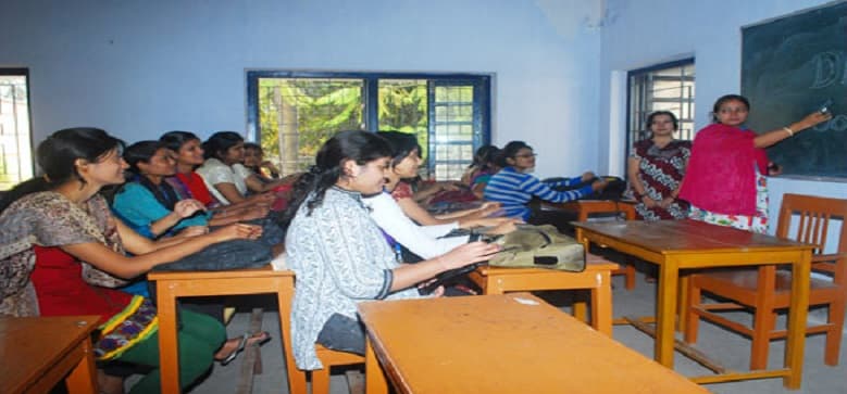 Sarojini Naidu College for Women Kolkata Extra Curriculars photo 3