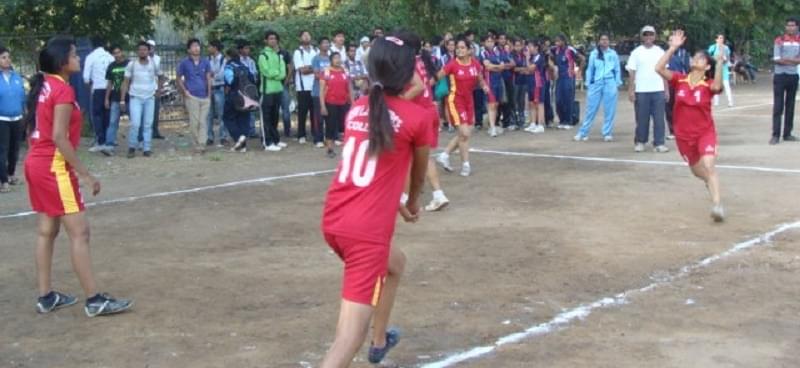 R J Tibrewal Commerce College Ahmedabad Infrastructure photo 5