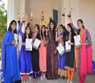 University Maharani College Jaipur Events photo 8