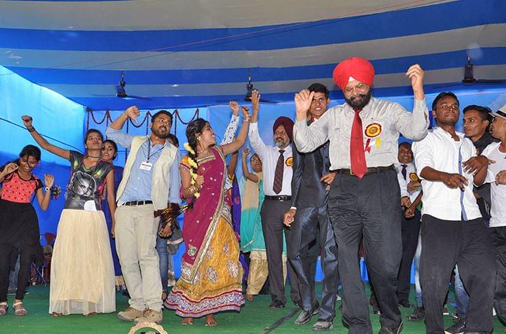 Patna Sahib Group of College Vaishali Events photo 9