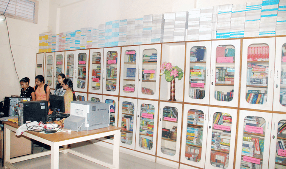 M.J.Kundaliya College Rajkot Infrastructure photo 3