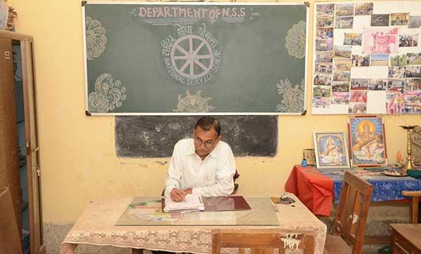 Navjivan Arts & Commerce College Dahod Campus photo 8