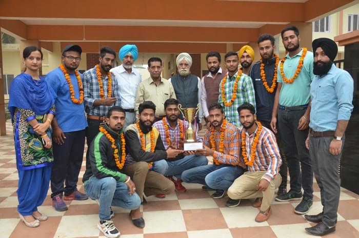 Public College Samana Sports photo 1