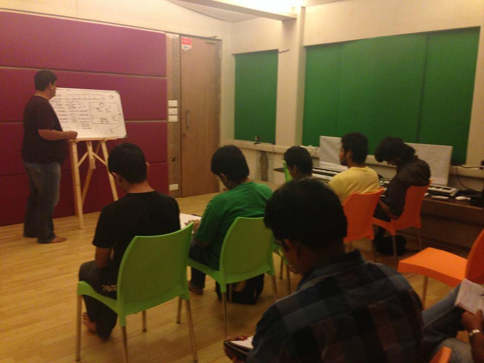 Mumbai Music Institute Classroom photo 2