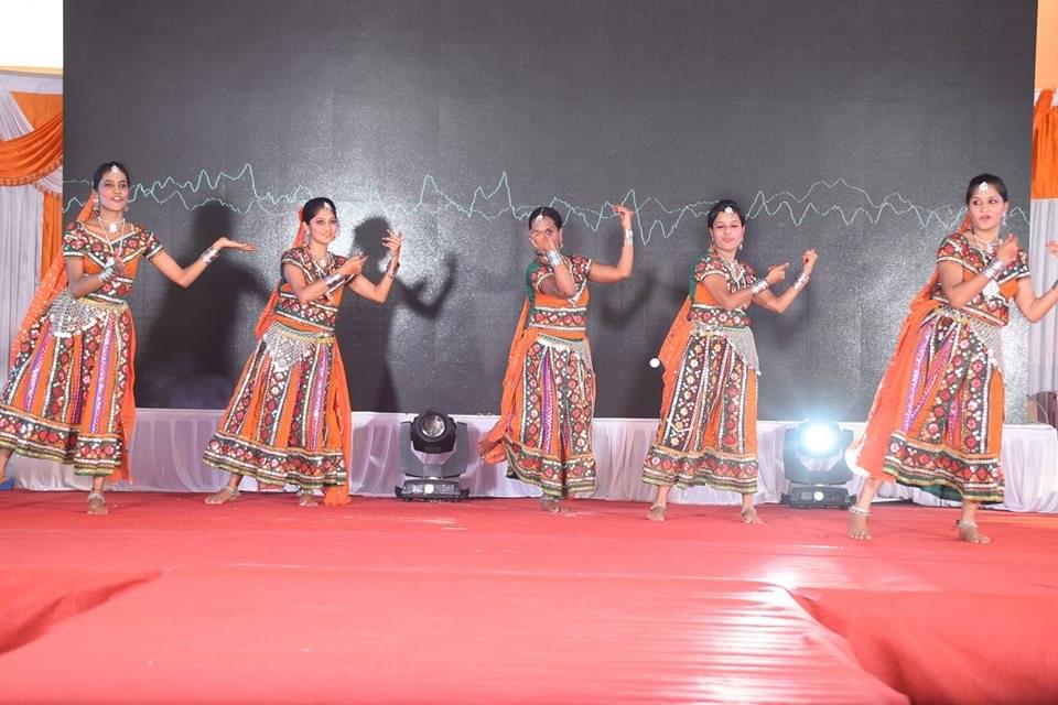 SRN Adarsh College Bangalore Extra Curriculars photo 5