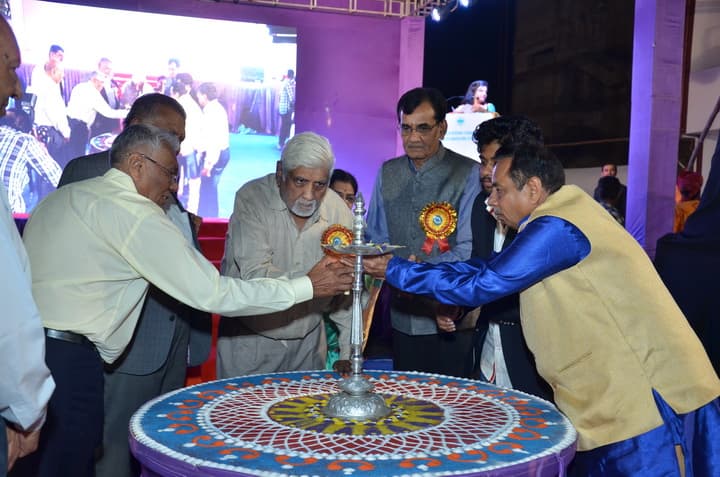 Shri Gosar Hansraj Gosrani Commerce & Shri Dharamshi Devraj Nagda B.B.A.College Jamnagar Event photo 14