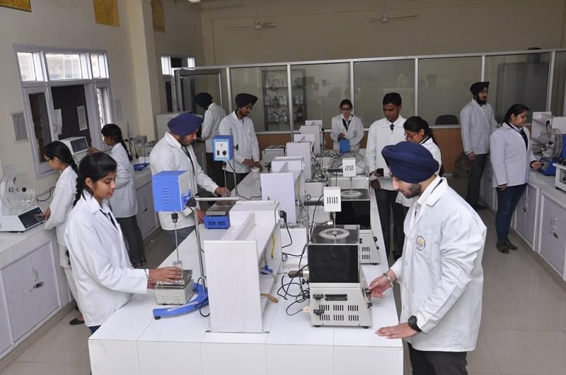 Khalsa College of Pharmacy Amritsar Labs photo 7