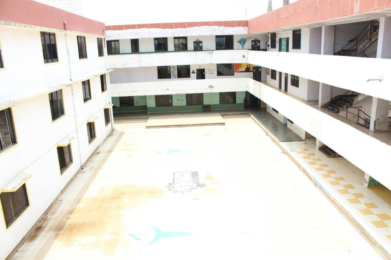 Yadavrao Tasgaonkar College of Engineering & Management Karjat Campus photo 2