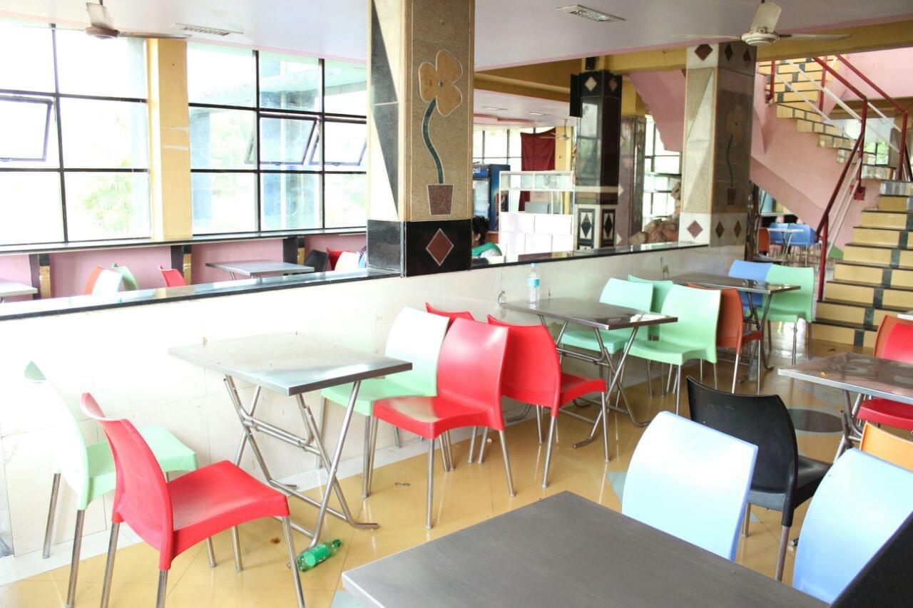 Yadavrao Tasgaonkar College of Engineering & Management Karjat Cafeteria photo 1