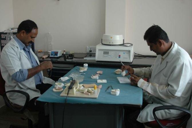 V S Dental College & Hospital Bangalore Laboratories photo 6
