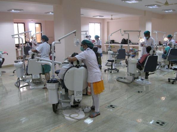 V S Dental College & Hospital Bangalore Laboratories photo 8