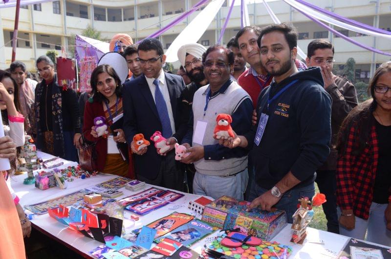 Shyam Lal College Event photo 16