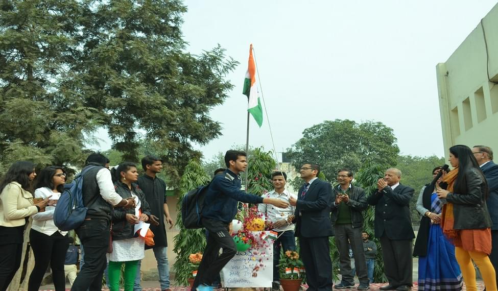 Shyam Lal College Event photo 17