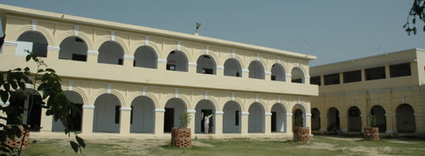 Tilak Dhari P.G. College Jaunpur Academic Building photo 1