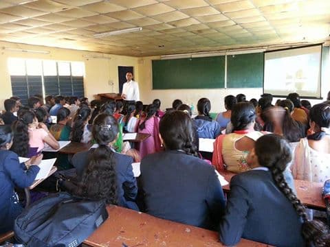 Vasavi Group of Institutions Vijaynagar Bangalore Classrooms photo 1
