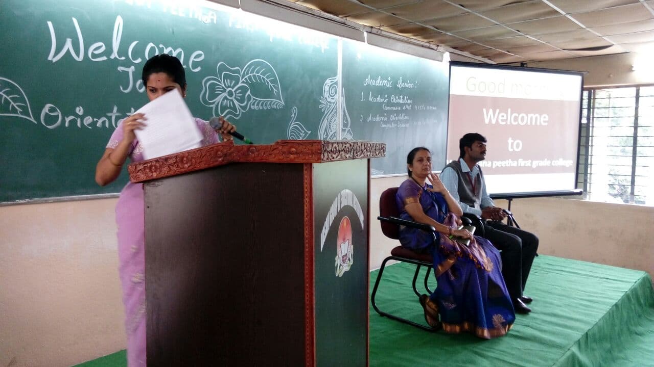 Vasavi Group of Institutions Vijaynagar Bangalore Classrooms photo 9