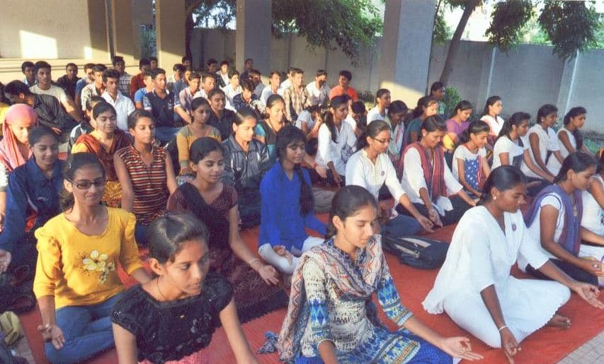 Smt. Laxmibai Radhakisan Toshniwal College of Commerce Akola Extra Curriculars photo 1