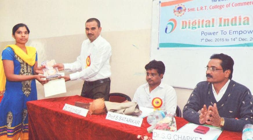 Smt. Laxmibai Radhakisan Toshniwal College of Commerce Akola Extra Curriculars photo 9