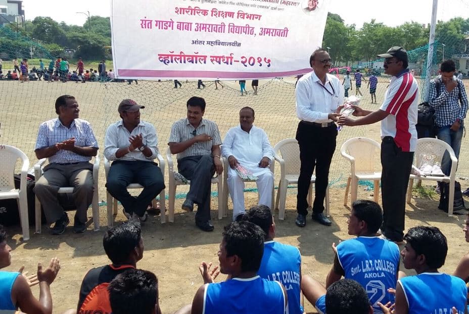 Smt. Laxmibai Radhakisan Toshniwal College of Commerce Akola Extra Curriculars photo 12