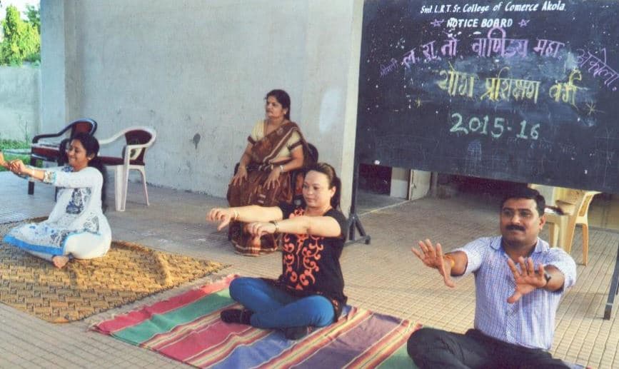 Smt. Laxmibai Radhakisan Toshniwal College of Commerce Akola Extra Curriculars photo 6