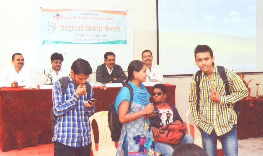 Smt. Laxmibai Radhakisan Toshniwal College of Commerce Akola Extra Curriculars photo 8