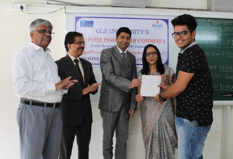 Faculty of Commerce ,GLS University Ahmedabad Extra Curriculars photo 4