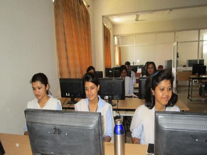 Prestige Institute of Engineering Management and Research Indore Labs photo 2
