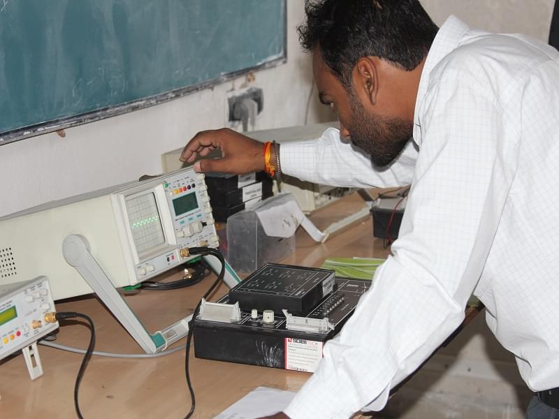 Prestige Institute of Engineering Management and Research Indore Labs photo 5