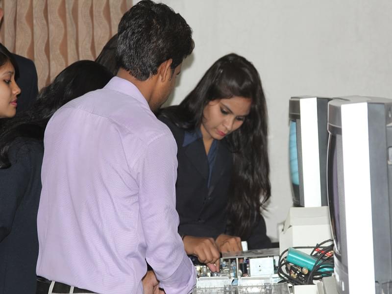 Prestige Institute of Engineering Management and Research Indore Labs photo 7