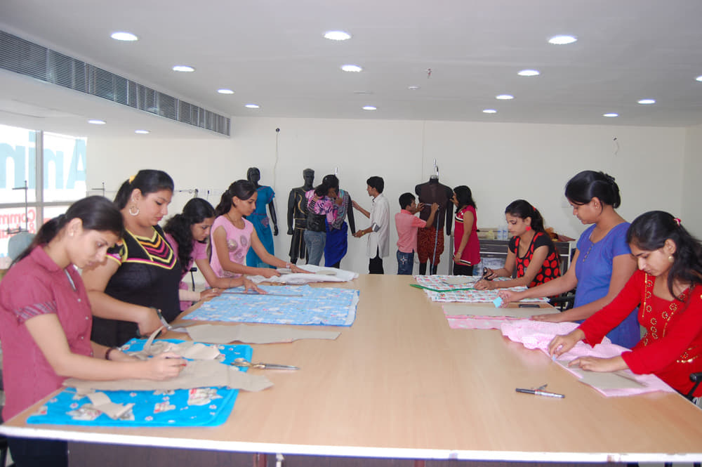 Virtual Voyage College of Design, Media, Art and Management Indore Creative Minds at Work photo 6