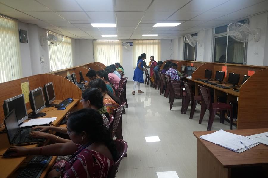 Gayatri Vidya Parishad College for Degree and PG Courses, School of Engineering Visakhapatnam Infrastructure photo 2