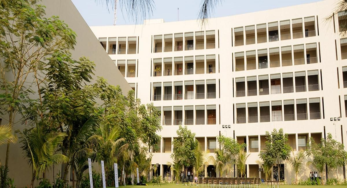 Faculty of Engineering Sciences & Technology, Adani University Ahmedabad Campus photo 3