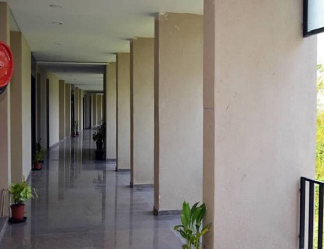 Faculty of Engineering Sciences & Technology, Adani University Ahmedabad Campus photo 5