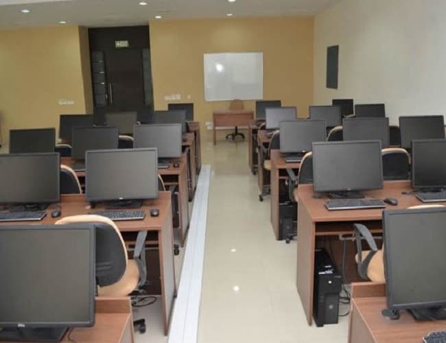 Faculty of Engineering Sciences & Technology, Adani University Ahmedabad Facilities photo 4