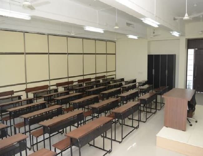 Faculty of Engineering Sciences & Technology, Adani University Ahmedabad Facilities photo 3
