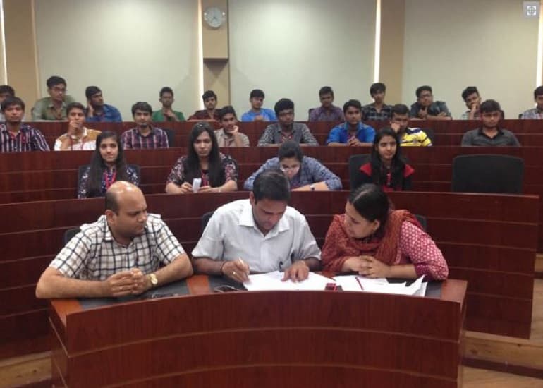 Faculty of Engineering Sciences & Technology, Adani University Ahmedabad Events photo 2