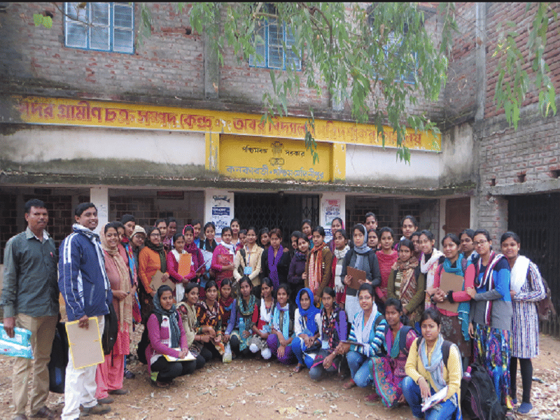 Raja Narendra Lal Khan Women's College Medinipur College Images photo 2