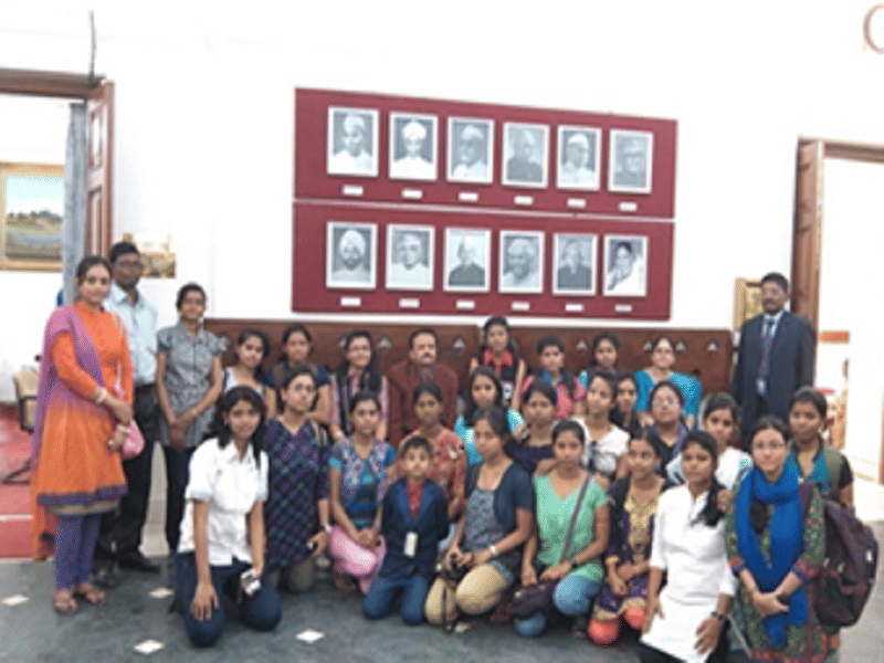 Raja Narendra Lal Khan Women's College Medinipur College Images photo 6