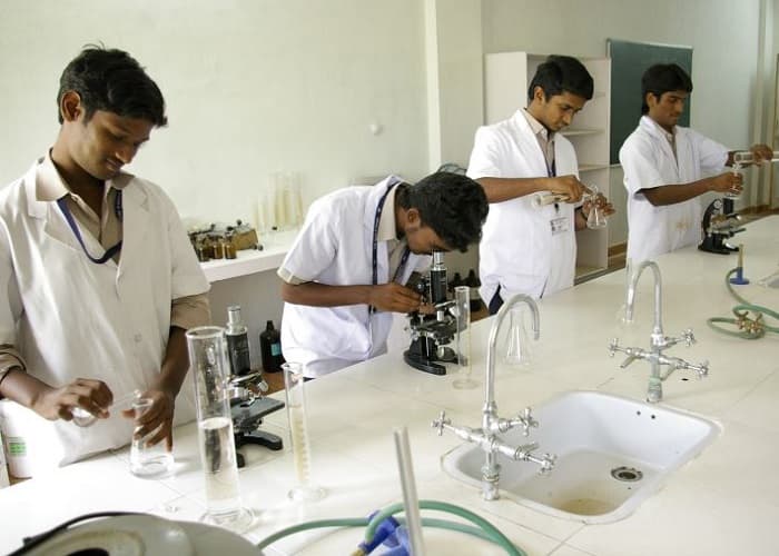 Raghu College of Pharmacy Visakhapatnam Labs photo 4