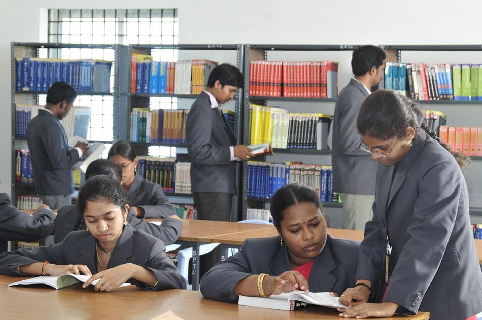 Sri Padmavathi School of Pharmacy Tirupati Facilities photo 16