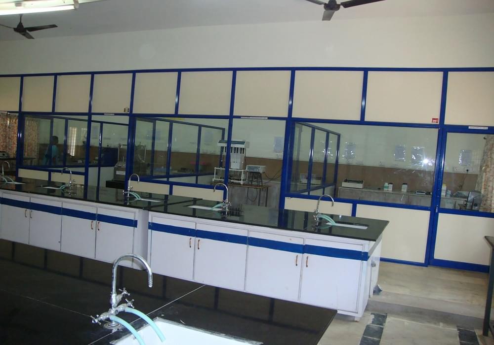 Vignan Pharmacy College Vadlamudi Infrastructure photo 1