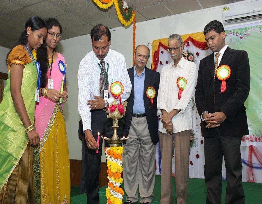 V. V. Institute of Pharmaceutical Sciences Gudlavalleru Events photo 16