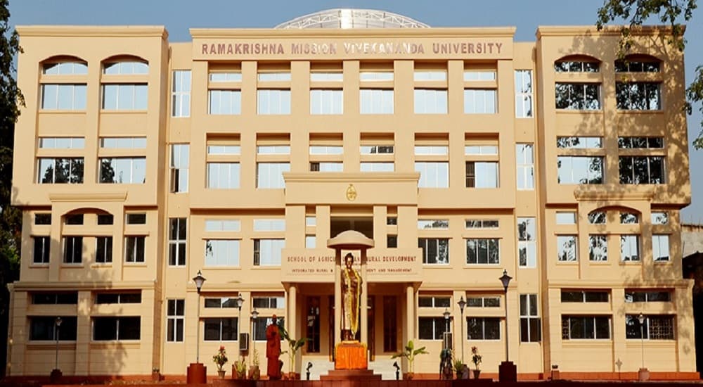 Ramakrishna Mission Vivekananda University Belur Academic Building photo 1