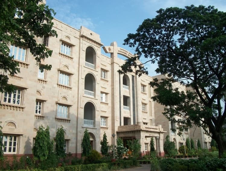Ramakrishna Mission Vivekananda University Belur Academic Building photo 3
