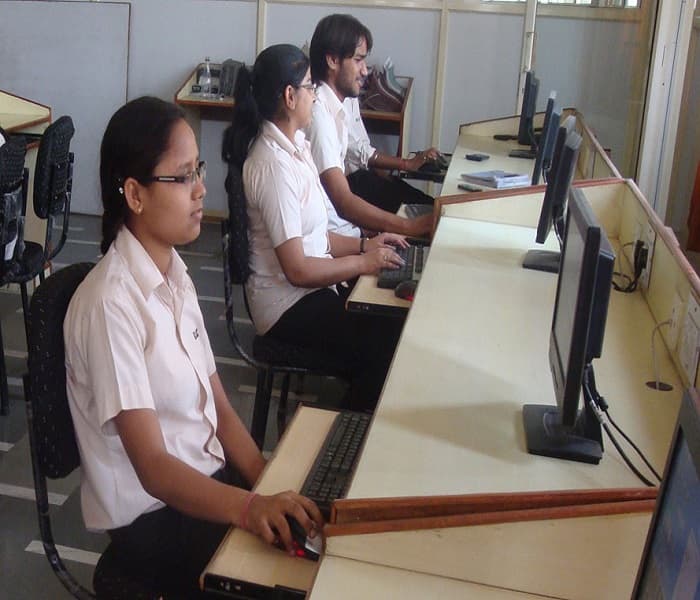 RamEesh Institute of Engineering and Technology Greater Noida Campus photo 2