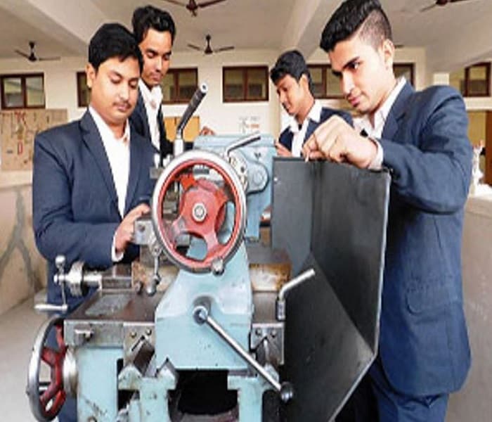 RamEesh Institute of Engineering and Technology Greater Noida Campus photo 4