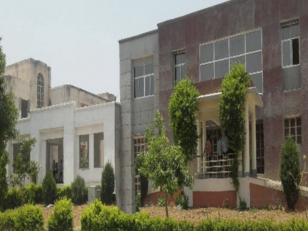 MGCGV Academic Building photo 8