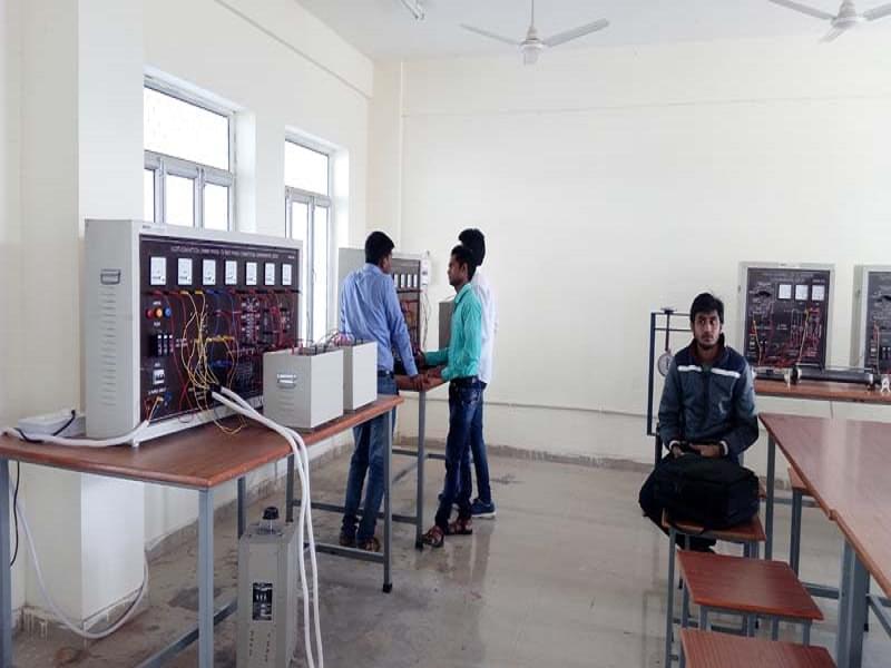 REC Banda Labs photo 6