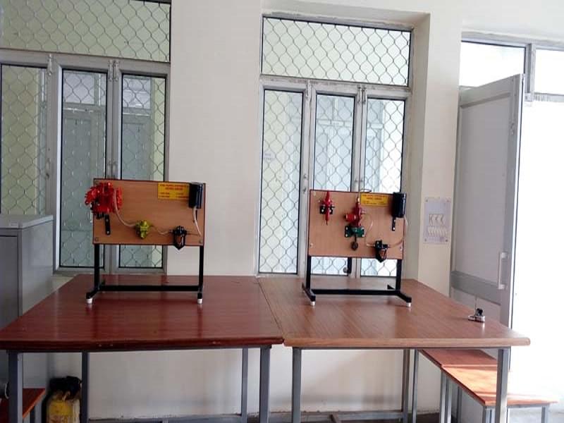 REC Banda Labs photo 18